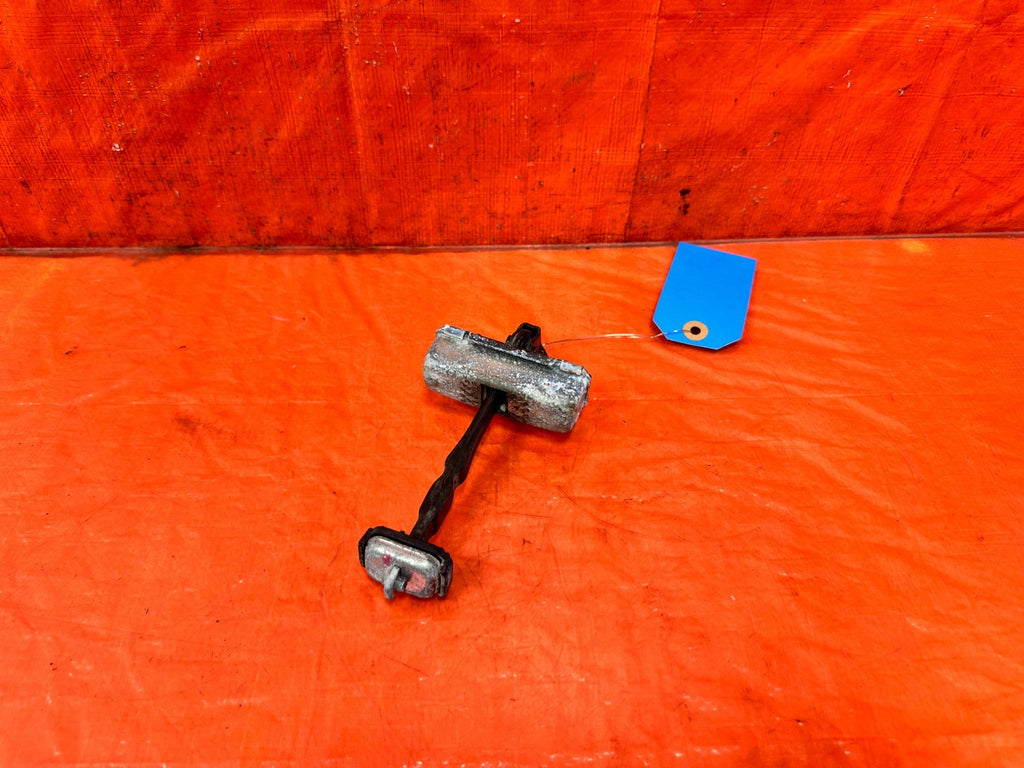 04 08 ACURA TSX   PASSENGER REAR DOOR CHECKER HINGE ARM STOPPER   OEM #3042