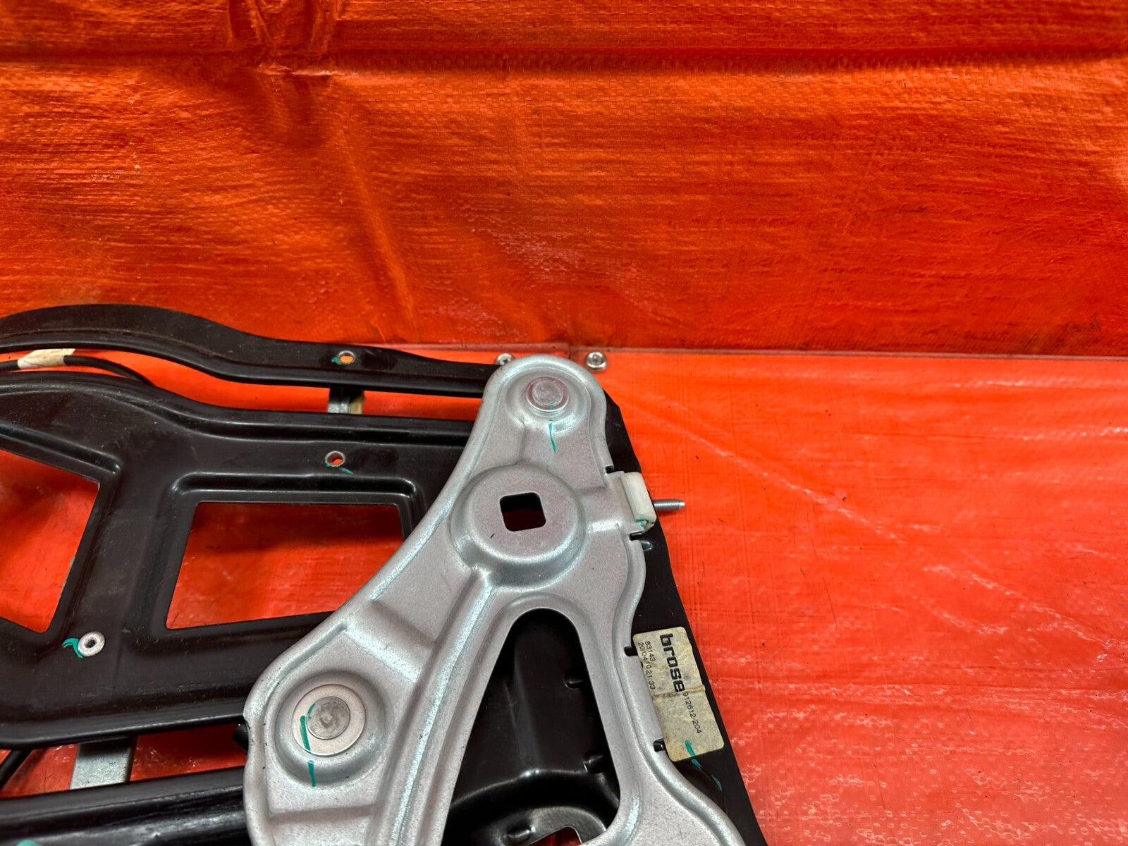 09 15 INFINITI G37 CONVERTIBLE RIGHT REAR QUARTER GLASS WINDOW REGULATOR OEM 2322