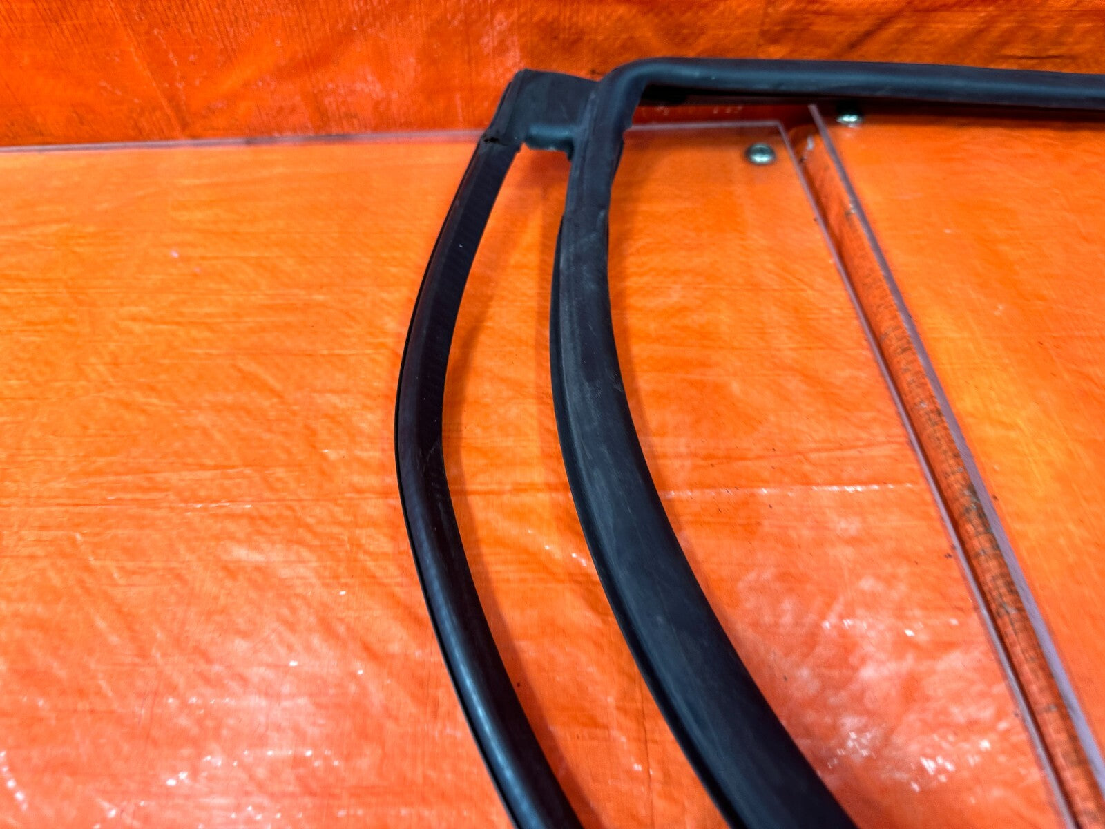 06 11 CIVIC 4D SEDAN   PASSENGER RIGHT REAR WEATHER STRIP SEAL GASKET OEM #2829