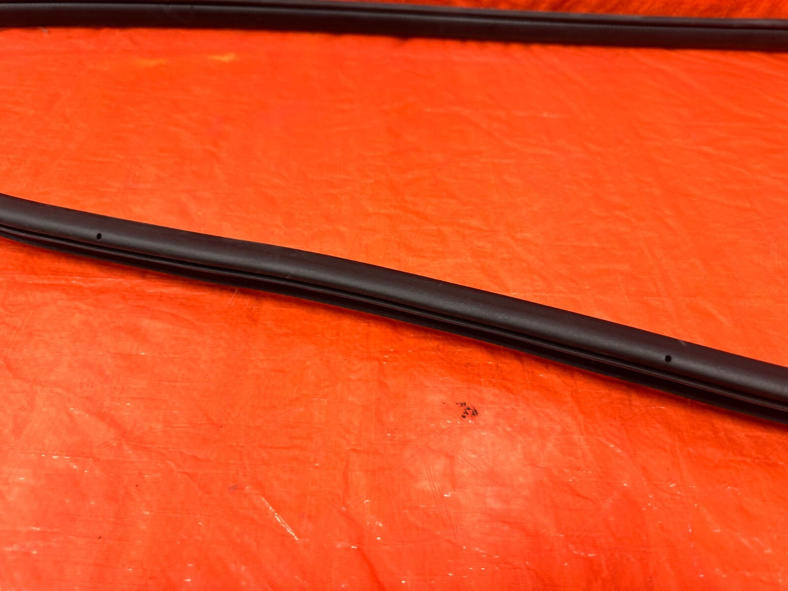 13 SUBARU IMPREZA WRX WAGON CHASSIS TO DOOR OPEN TRIM RUBBER STRIP RIGHT FRONT7