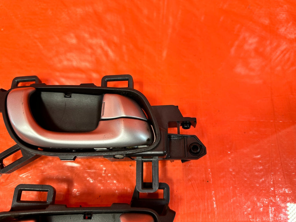 12 15 HONDA CIVIC SI 2D COUPE   LEFT AND RIGHT INTERIOR DOOR HANDLES W/ TRIM 2656