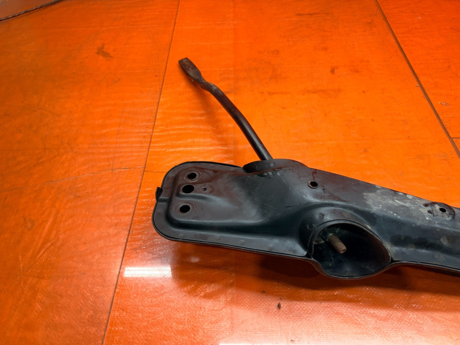 97 01 HONDA PRELUDE 2.2L FRONT ENGINE CROSSMEMBER SUBFRAME FRONT PORTION #33610