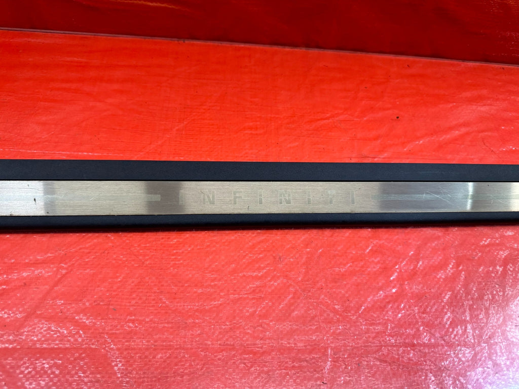 07 13 INFINITI G35 SEDAN FRONT LEFT / RIGHT FLOOR PILLAR DOOR SILL SCUFF PLATE6