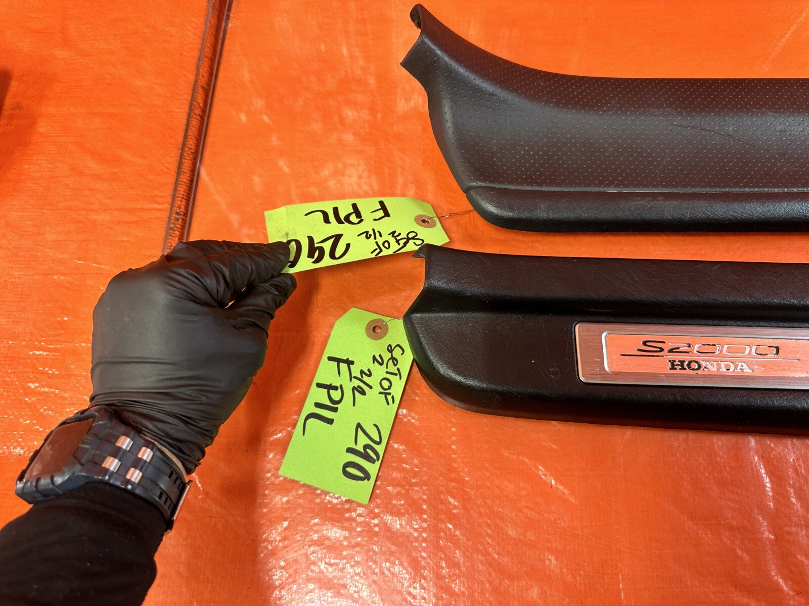00 09 HONDA S2000   LEFT AND RIGHT FLOOR PILLARS SCUFF PLATE SET   OEM #2905