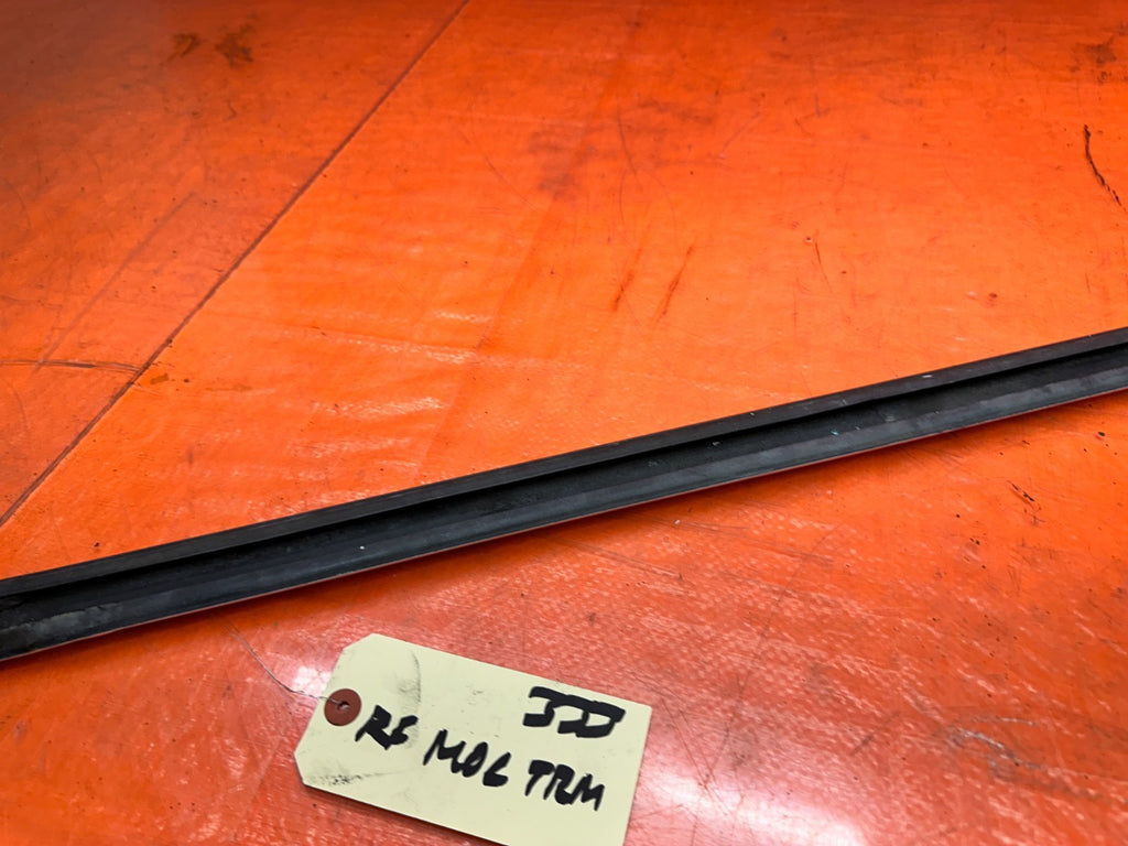 92 95 HONDA CIVIC 2D COUPE   PASSENGER RIGHT EXTERIOR DOOR MOLDING TRIM OEM #3339