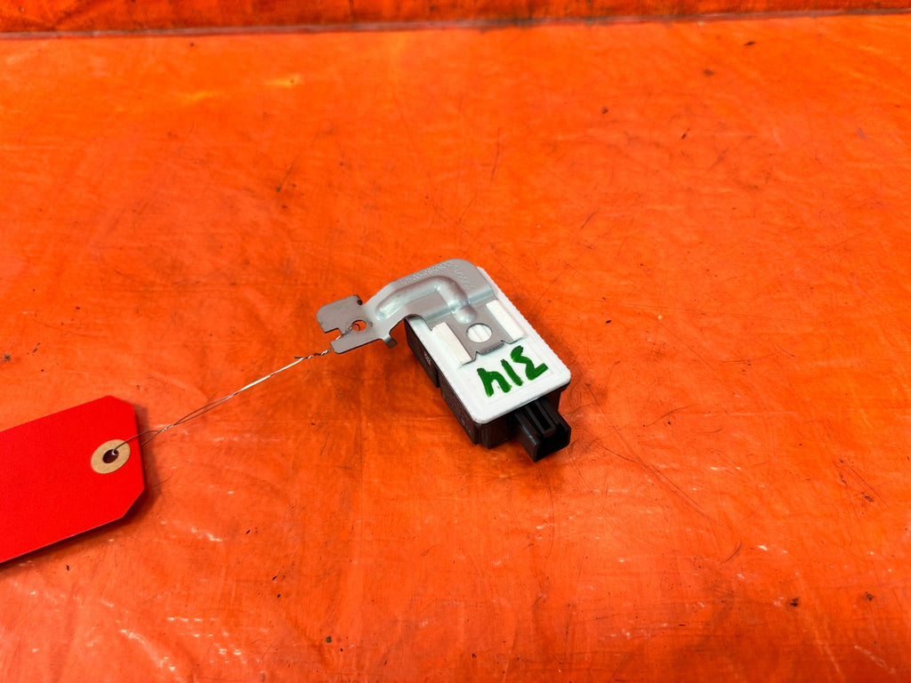 15 22 INFINITI Q50   KEYLESS ENTRY MODULE CONTROL MODULE   OEM FACTORY #3142
