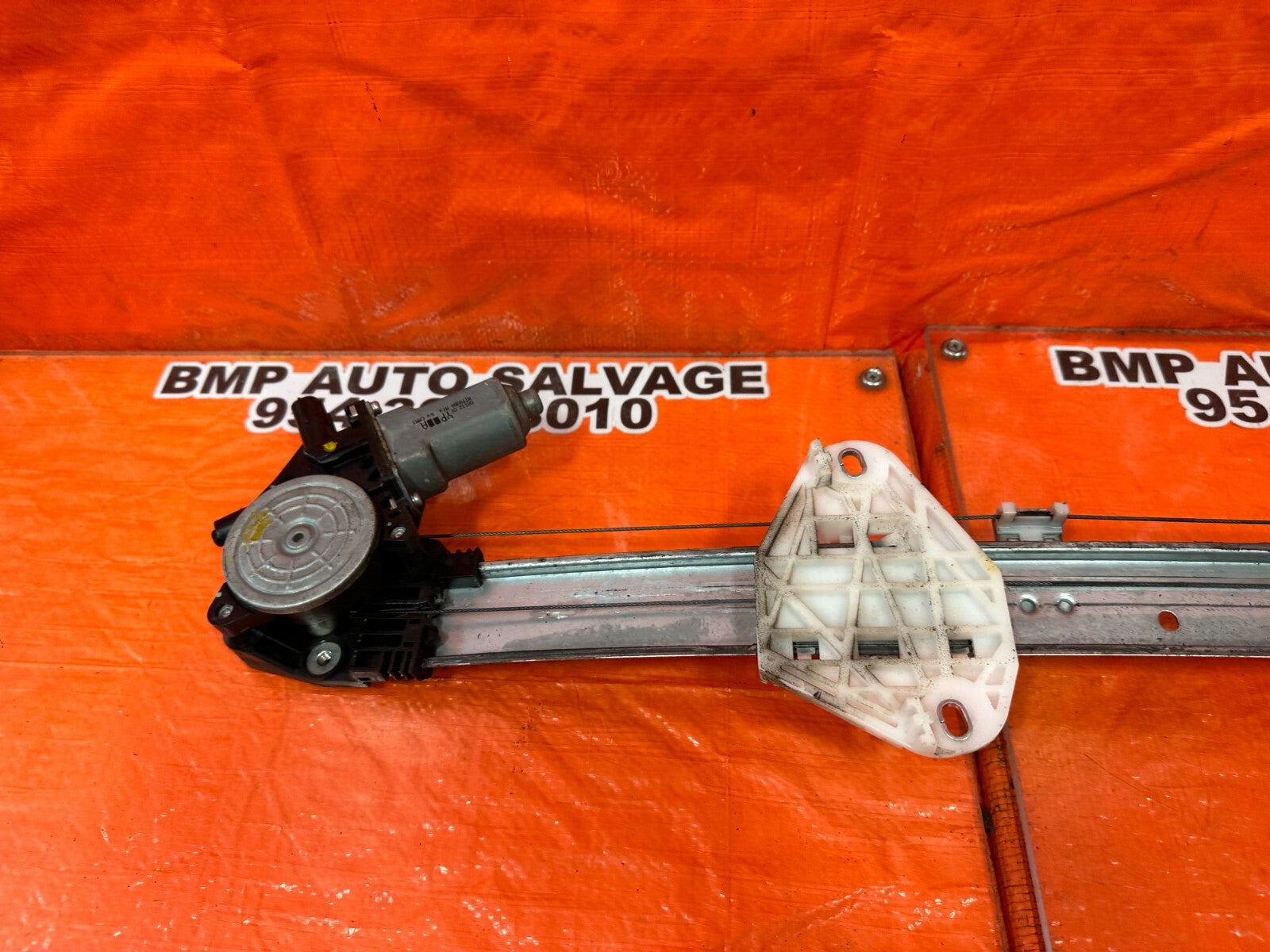 08 12 HONDA ACCORD SEDAN 2.4L DRIVER LEFT FRONT WINDOW REGULATOR MOTOR OEM 2514