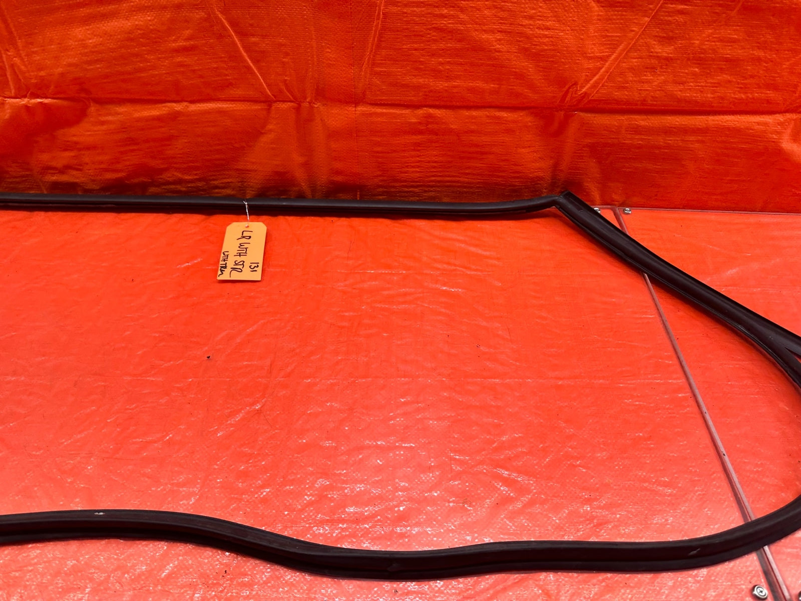 14 20 INFINITI Q50   DRIVER LEFT REAR DOOR   WEATHER STRIP TRIM SEAL GASKET #1316