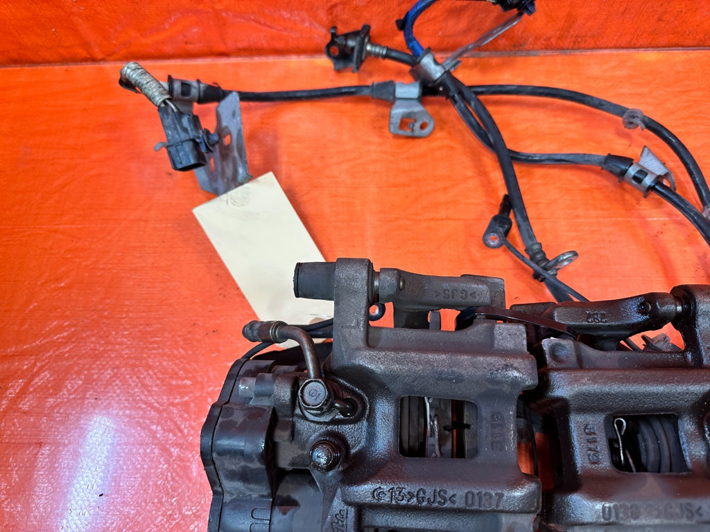 2018 HONDA ACCORD REAR BRAKE CALIPERS W/ MOTORS AND ABS WIRES LEFT RIGHT OEM 3249