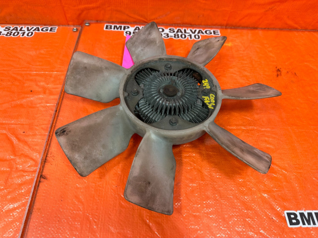 96 00 TOYOTA TACOMA   RADIATOR SHROUD COOLING FAN BLADE AND MOTOR   OEM #2498