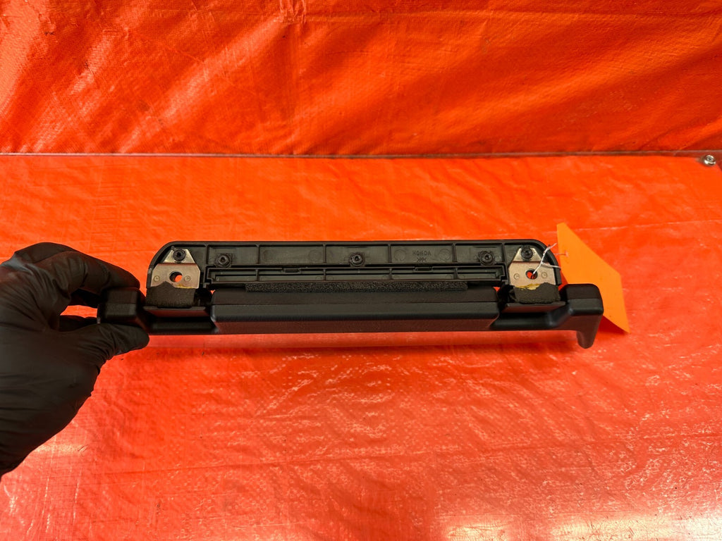 00 09 HONDA S2000   CENTER CONSOLE GLOVE BOX WINDSCREEN WIND SCREEN   OEM #2247
