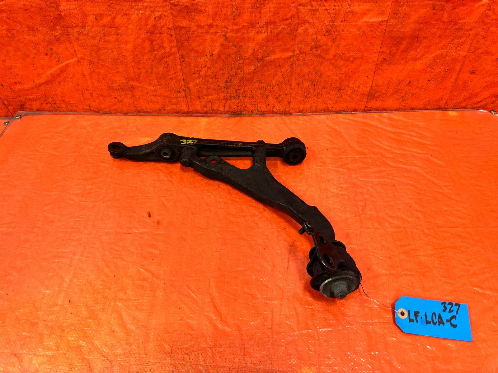 92 95 HONDA CIVIC   EX MODEL   LEFT FRONT LOWER CONTROL ARM   OEM 3272