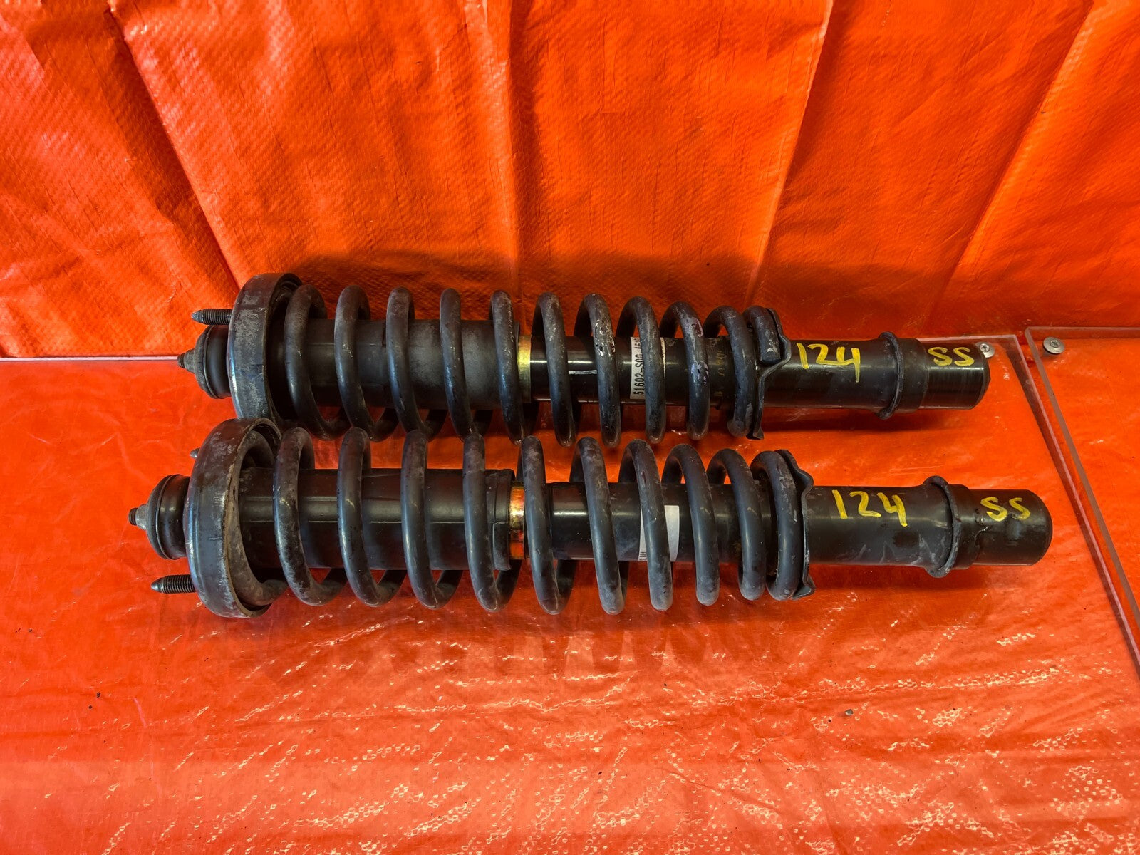 96 00 HONDA CIVIC   FRONT SHOCKS & SPRINGS LEFT AND RIGHT FACTORY OEM   OEM #1240