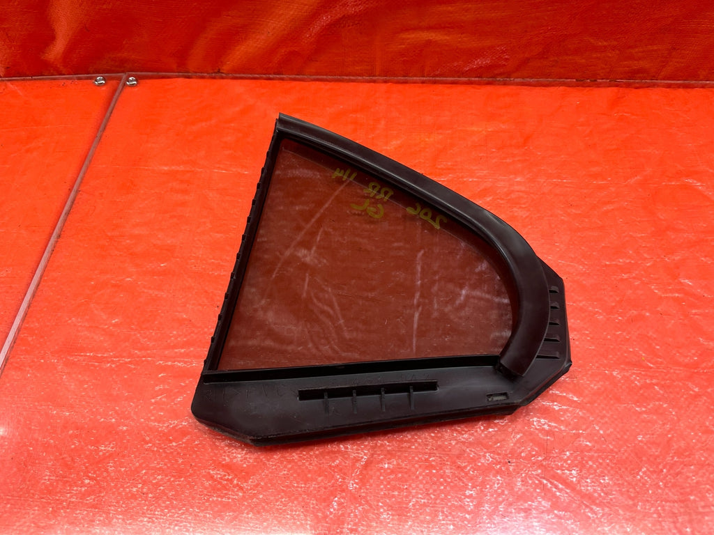 08 15 LANCER EVOLUTION X EVO 10   DRIVER RIGHT REAR 1/4 QUARTER GLASS WINDOW 2067