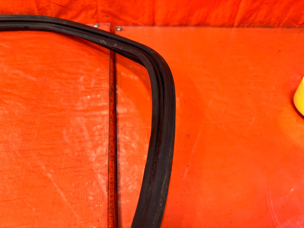 09 14 ACURA TSX   REAR TRUNK WEATHER STRIP RUBBER GASKET   OEM FACTORY #27910