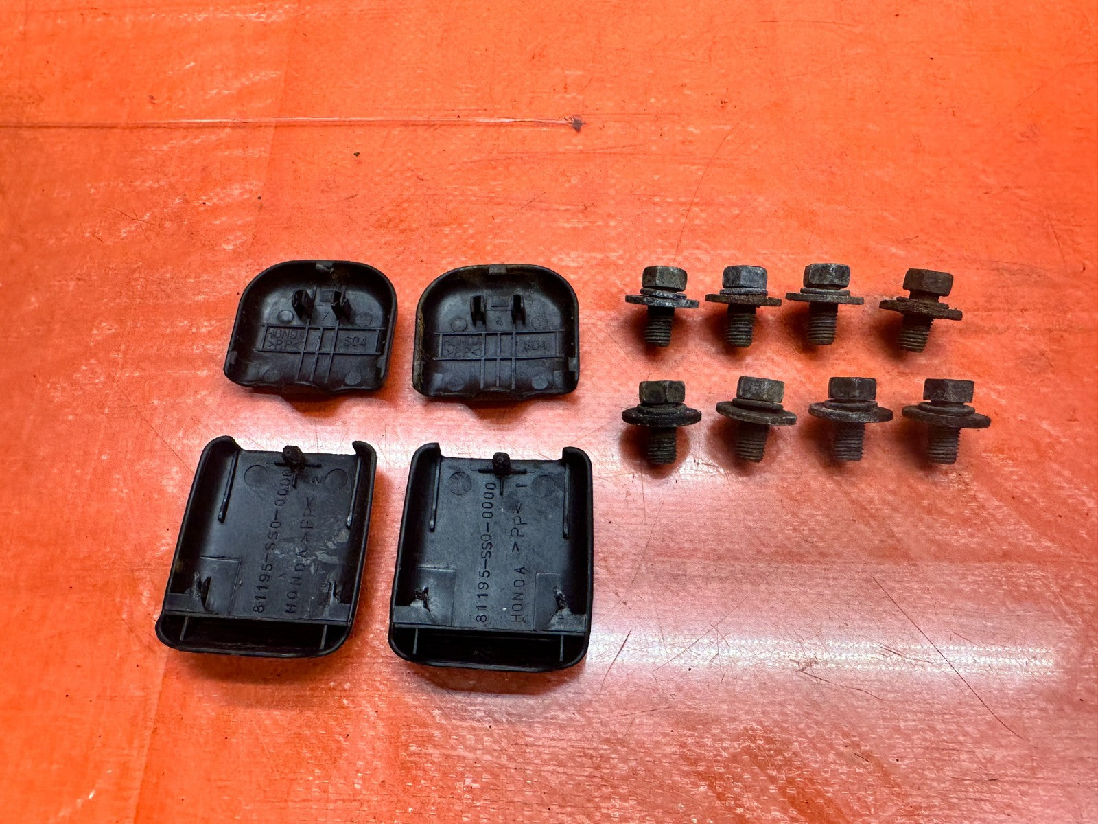 97 01 HONDA PRELUDE 2.2L FRONT SEAT TRACK MOUNTING BOLTS & TRIM COVERS OEM #3355
