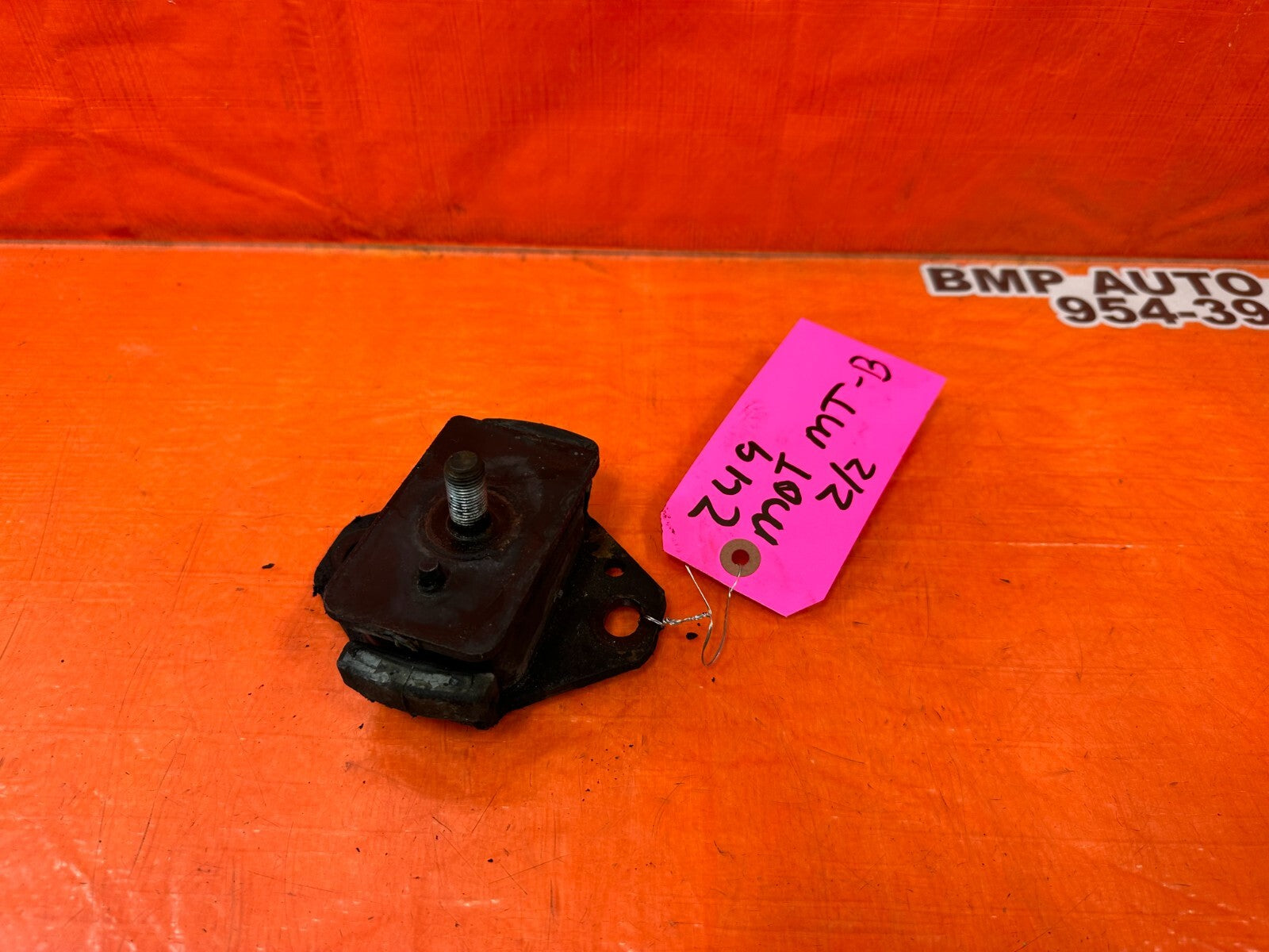95 04 TOYOTA TACOMA   4 CYL 2.4L & 2.7L   ENGINE MOUNT MOTOR MOUNT OEM #2494