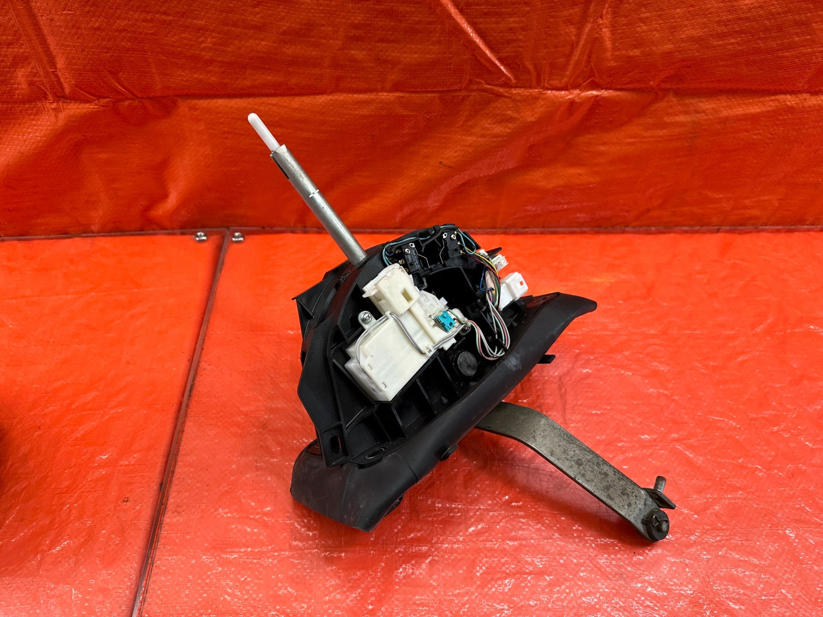 2016 16 INFINITI Q50   AUTOMATIC TRANSMISSION SHIFTER / GEAR SELECTOR   OEM #2150