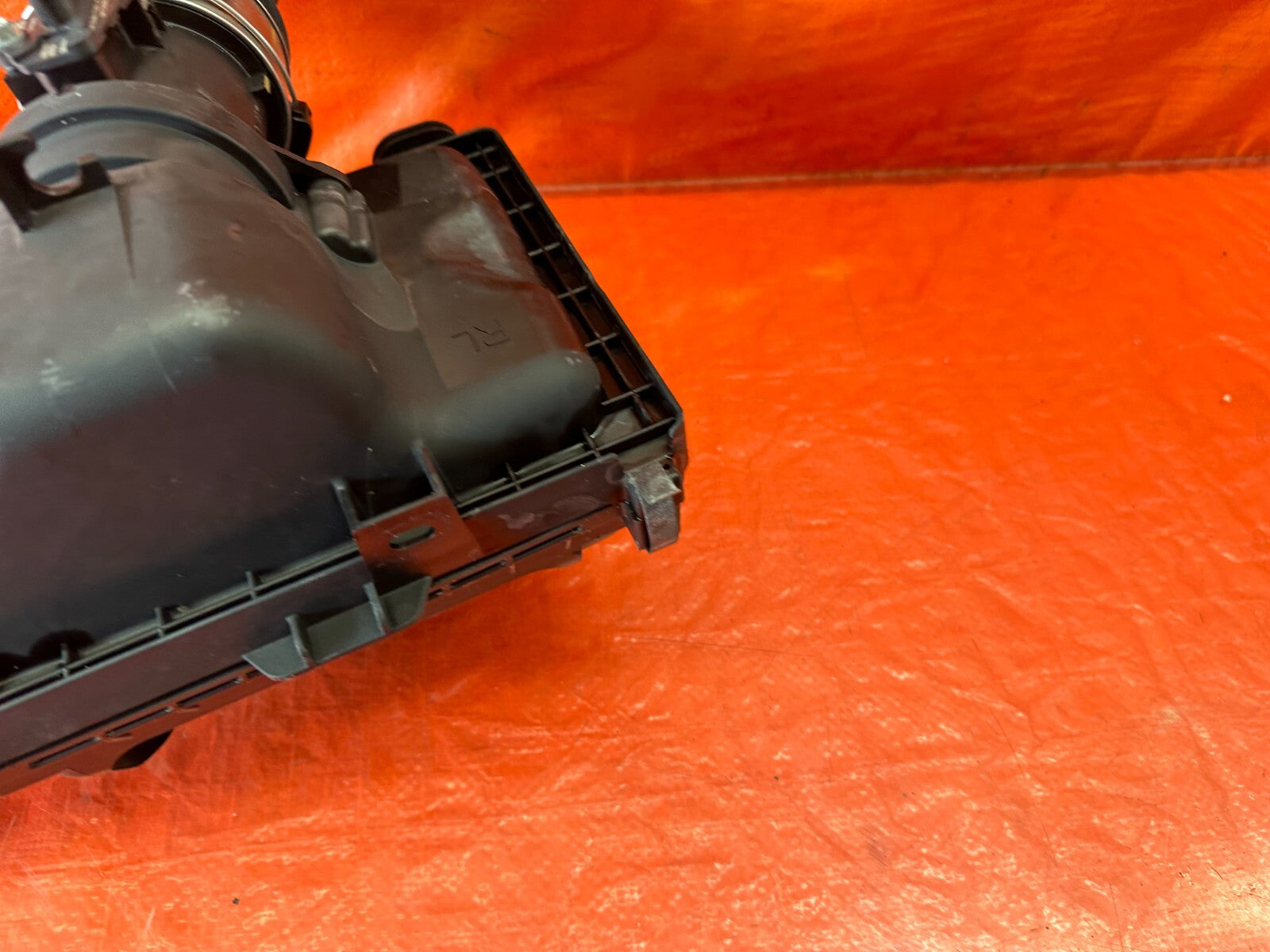 16 20 INFINITI Q50 Q60 3.0 AIR INTAKE HOUSING W/ INLET DUCT ARM RIGHT R OEM #2224