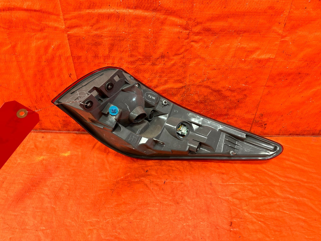 14-17 INFINITI Q50 - DRIVER LEFT OUTER LEFT TAIL LIGHT LAMP - OEM FACTORY #3144