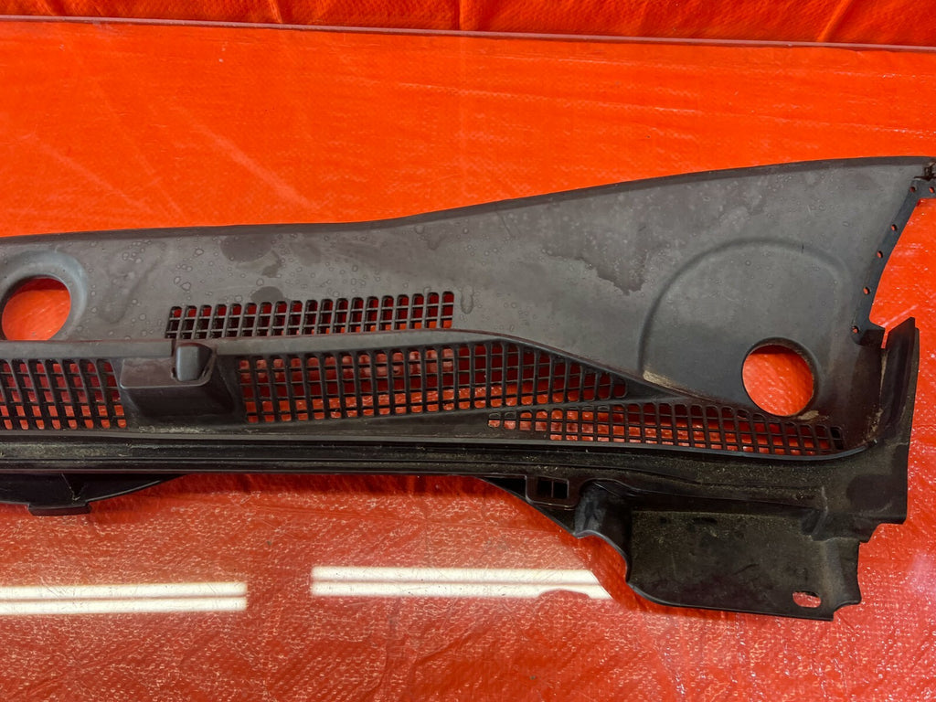 04 08 ACURA TL   WIPER COWL TRIM   DRIVER LEFT SIDE   OEM FACTORY #1085
