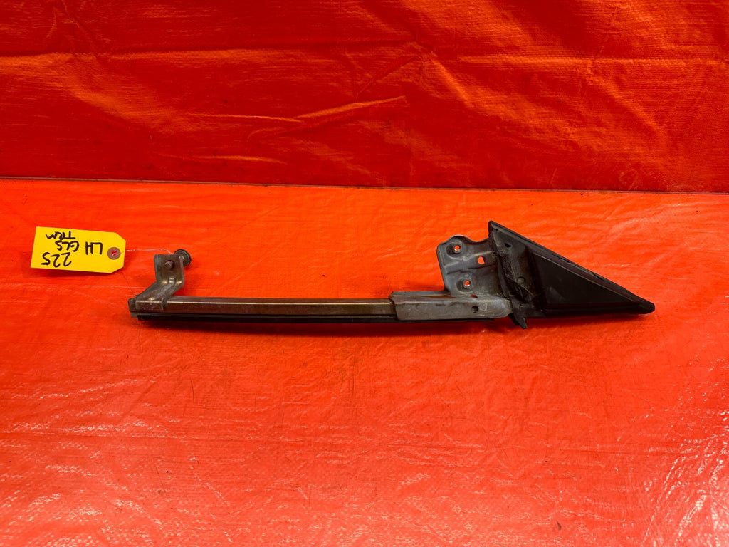 00 09 HONDA S2000   DRIVER LEFT   DOOR WINDOW GLASS PLACEMENT HOLDER OEM 2250