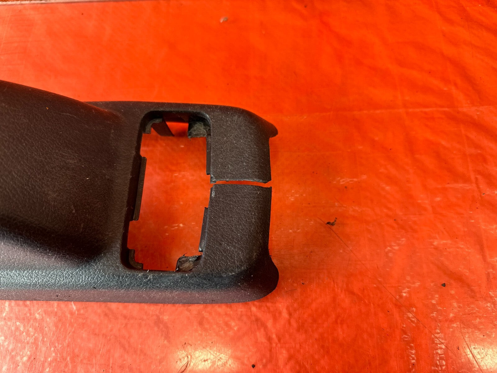 88 91 HONDA CRX   ARM REST DELETE PARKING BRAKE TRIM   BLUE COLOR   OEM #2437