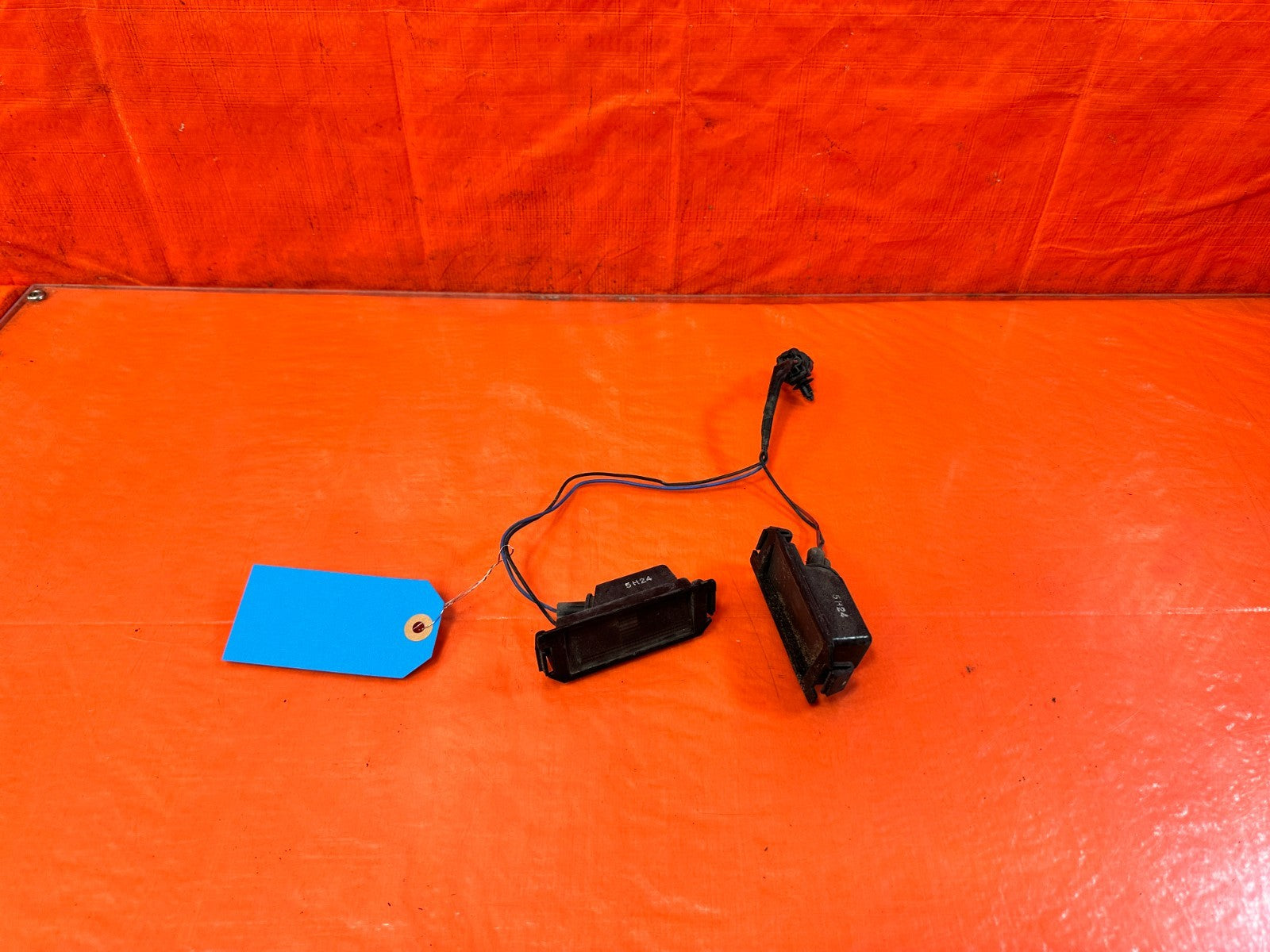 13 16 HYUNDAI GENESIS COUPE   LICENSE PLATE LIGHT SUB WIRE HARNESS W/ BULB   OEM0