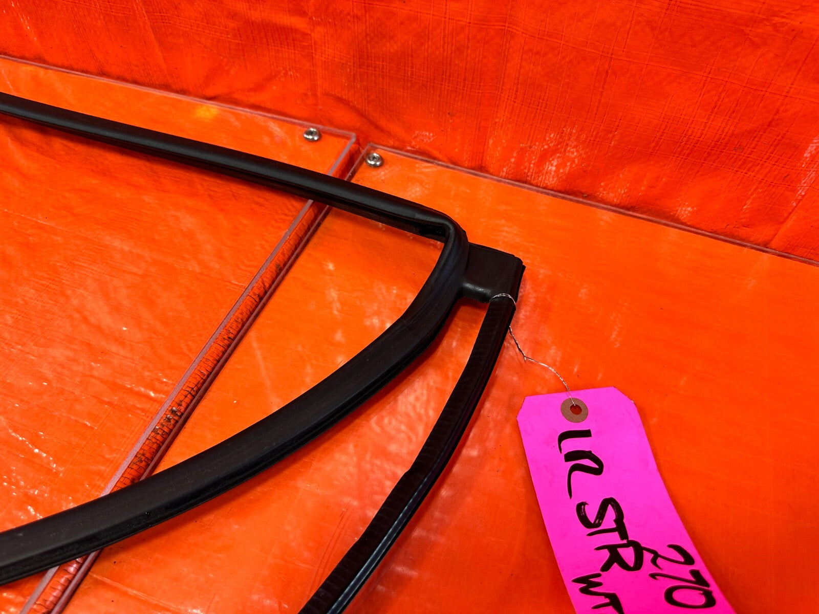 06 11 CIVIC 4D SEDAN DRIVER LEFT REAR DOOR WEATHER STRIP TRIM SEAL GASKET #2704