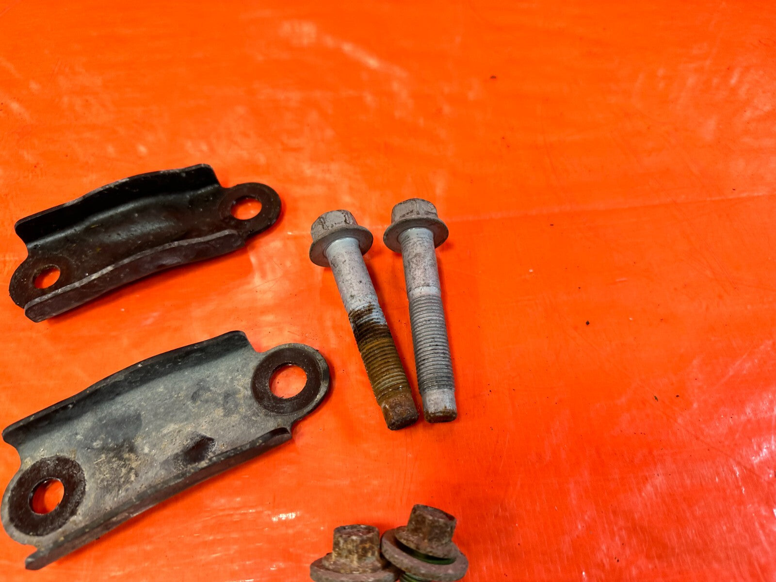 12 15 HONDA CIVIC SI   POWER STEERING RACK BOLTS BRACKETS HARDWARE   OEM #2695