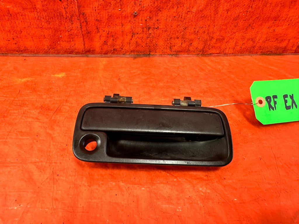 90 91 HONDA CIVIC HATCHBACK   PASSENGER RIGHT EXTERIOR DOOR HANDLE   OEM 3171
