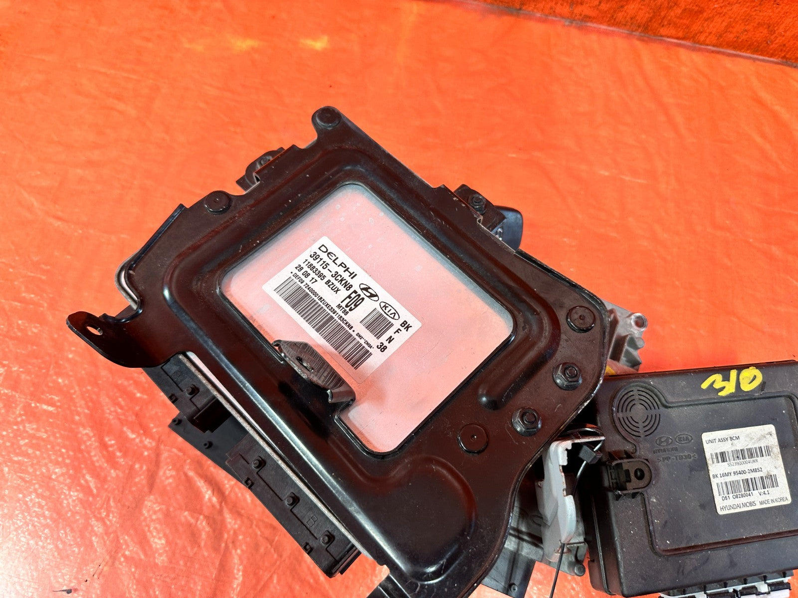 14 16 HYUNDAI GENESIS COUPE 3.8L   AUTOMATIC ECU W/ KEY BCM TCM   100% COMPLETE6