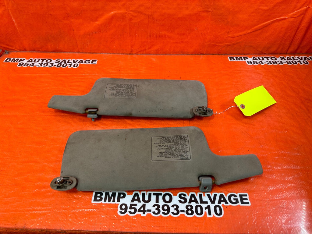 92 95 HONDA CIVIC   LEFT AND RIGHT SUN VISORS PAIR SET   GRAY   OEM #2579