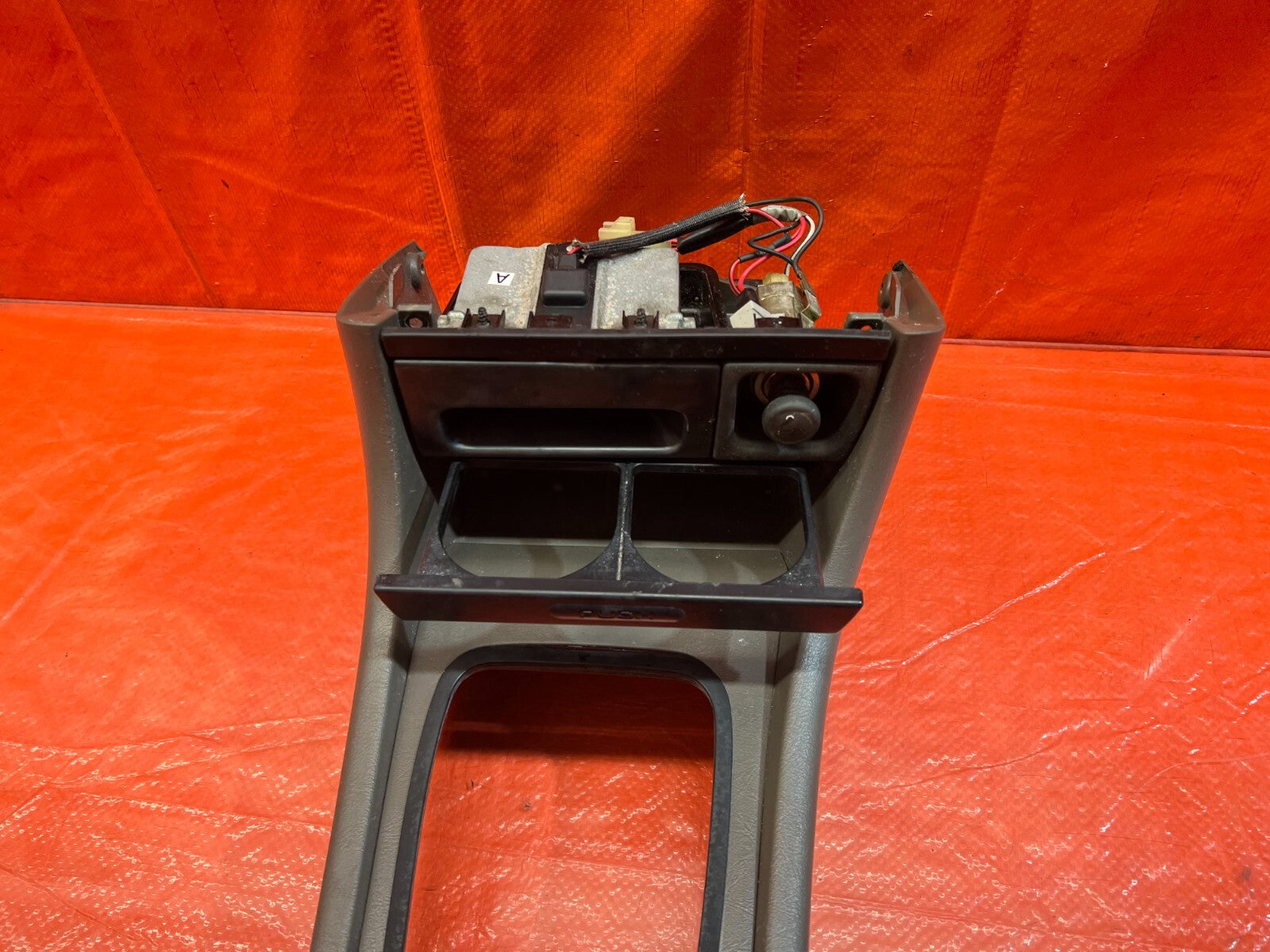 94 01 ACURA INTEGRA   AUTOMATIC SHIFTER CENTER CONSOLE TRIM BEZEL   OEM #1628