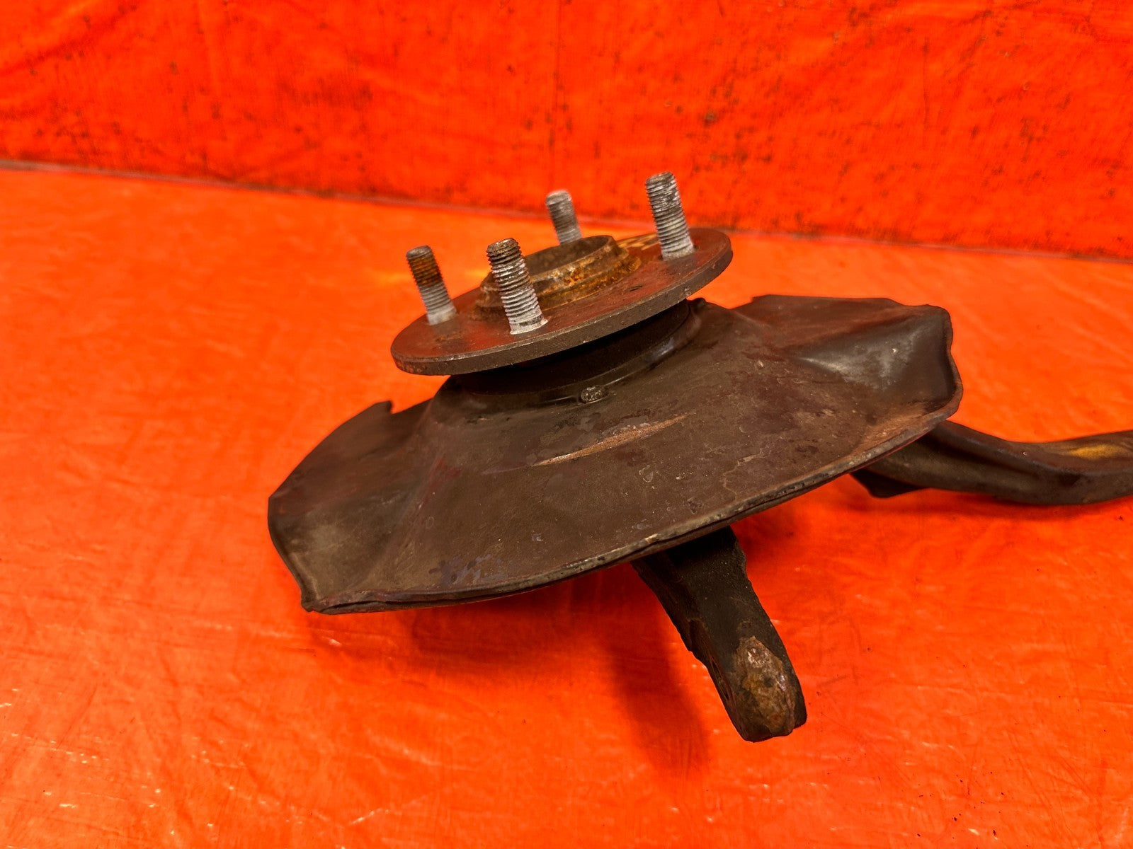 92 95 HONDA CIVIC   EX MODEL   DRIVER LEFT FRONT SPINDLE KNUCKLE HUB   3273