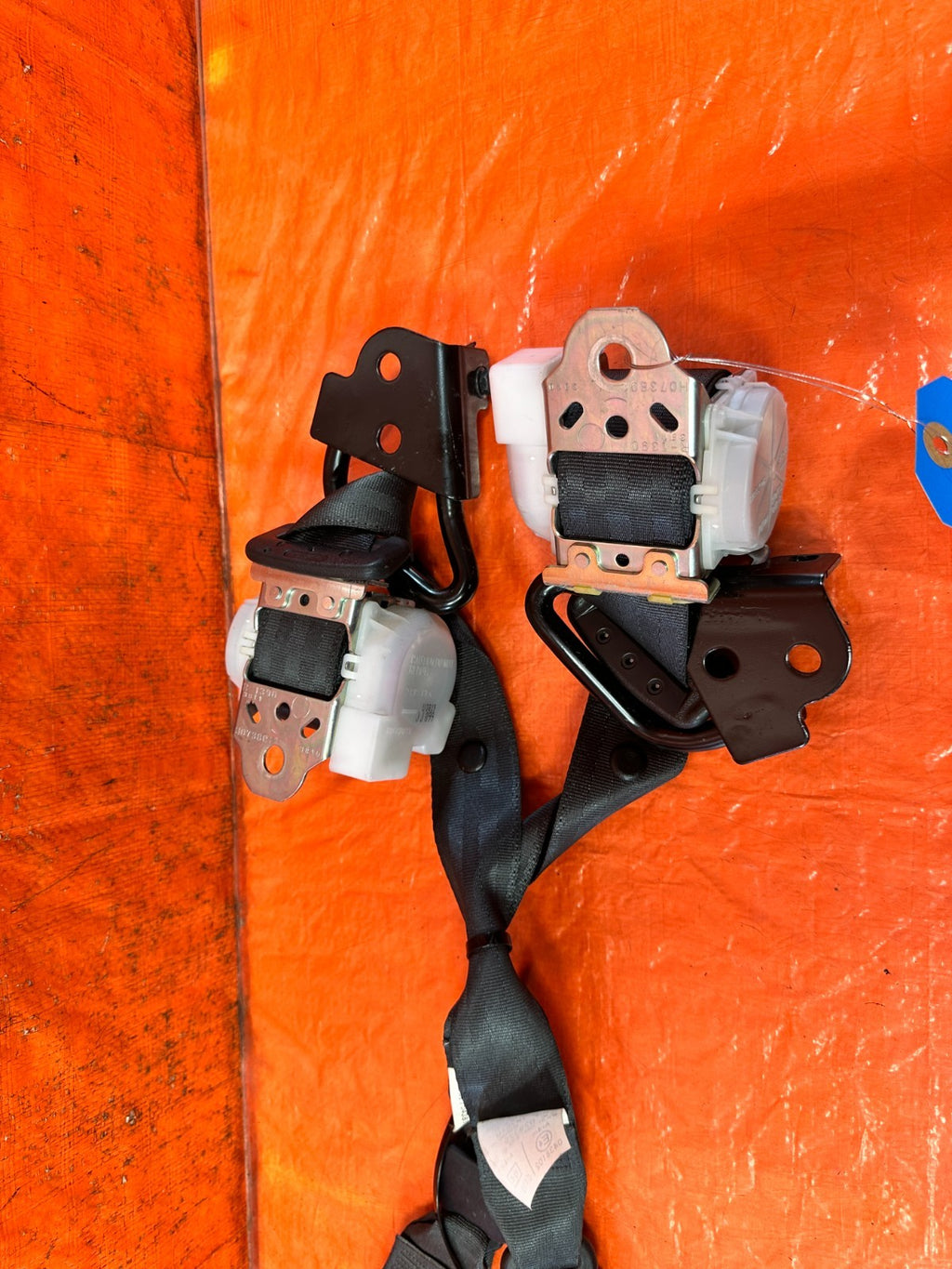 09 15 INFINITI G37 Q60 CONVERTIBLE REAR LEFT RIGHT SEAT BELTS RETRACTORS #3295