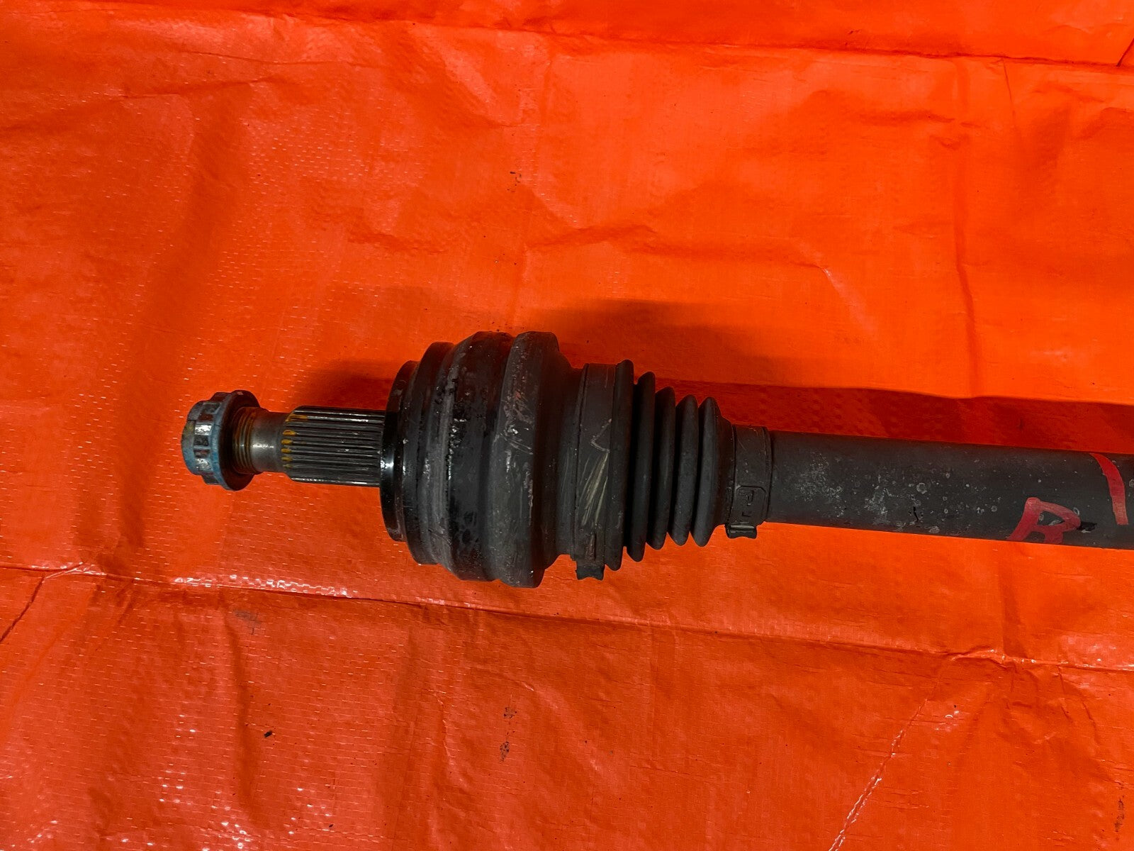 15 17 MERCEDES BENZ C300   4MATIC   PASSENGER RIGHT REAR AXLE DRIVE SHAFT   OEM3