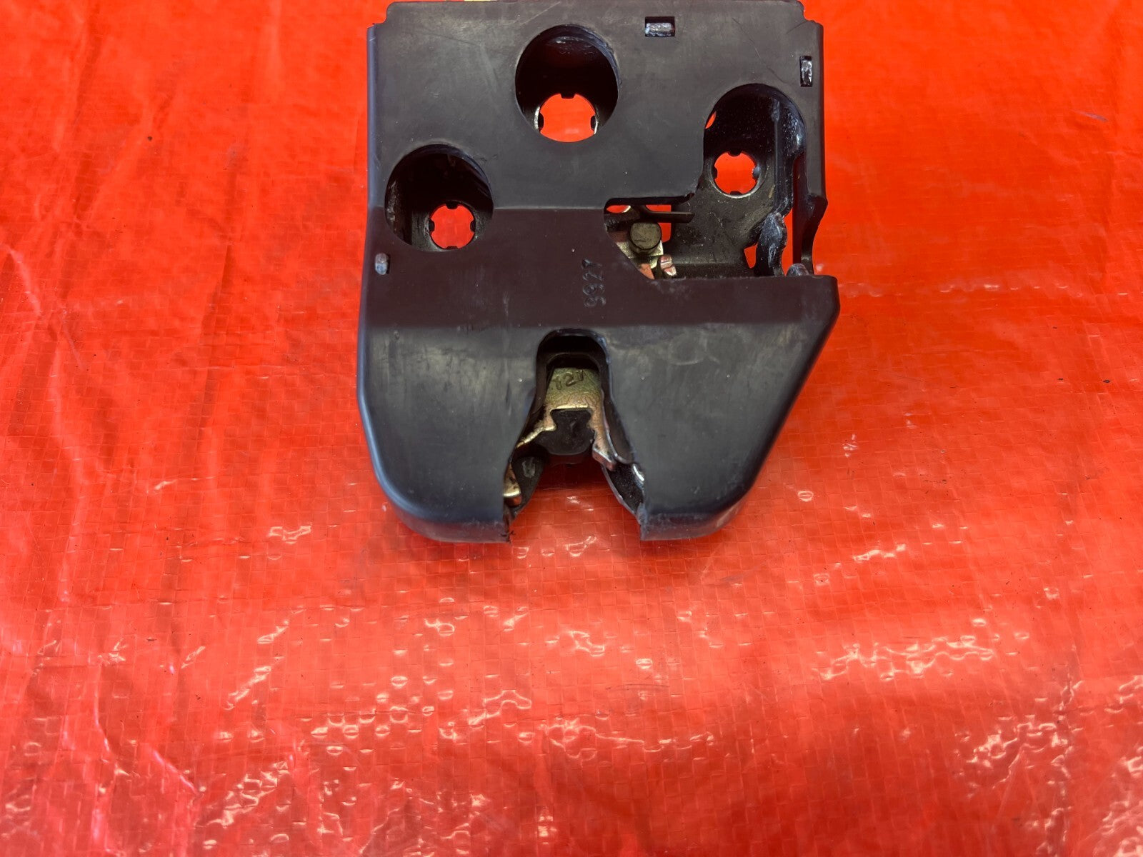 96 00 HONDA CIVIC   COUPE & SEDAN   TRUNK HINGE HATCH LATCH   OEM FACTORY #2312