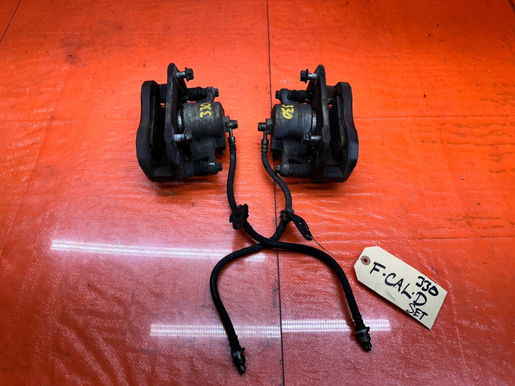 04 08 ACURA TSX   LEFT AND RIGHT FRONT BRAKE CALIPERS   OEM FACTORY OE #3301