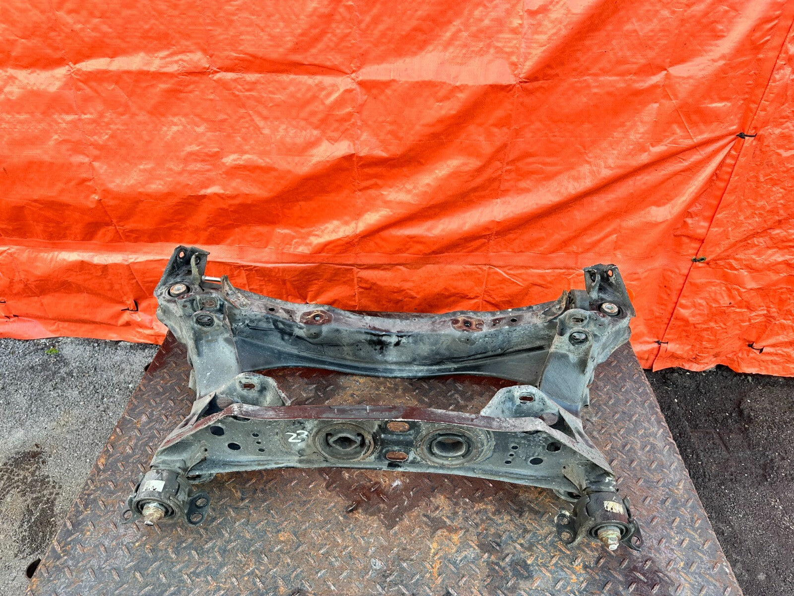 92 00 LEXUS SC300   REAR SUBFRAME SUB FRAME BRACKET BRACE   OEM FACTORY #2760