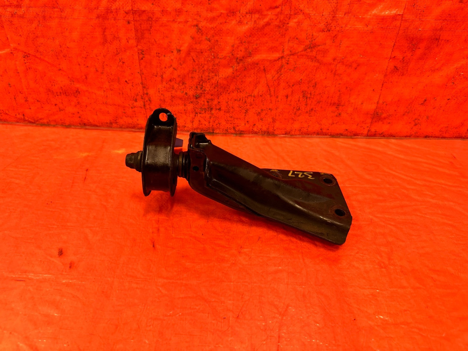 92 95 HONDA CIVIC   D SERIES D15 D16 LOWER TRANSMISSION BRACKET TORQUE MOUNT 3275
