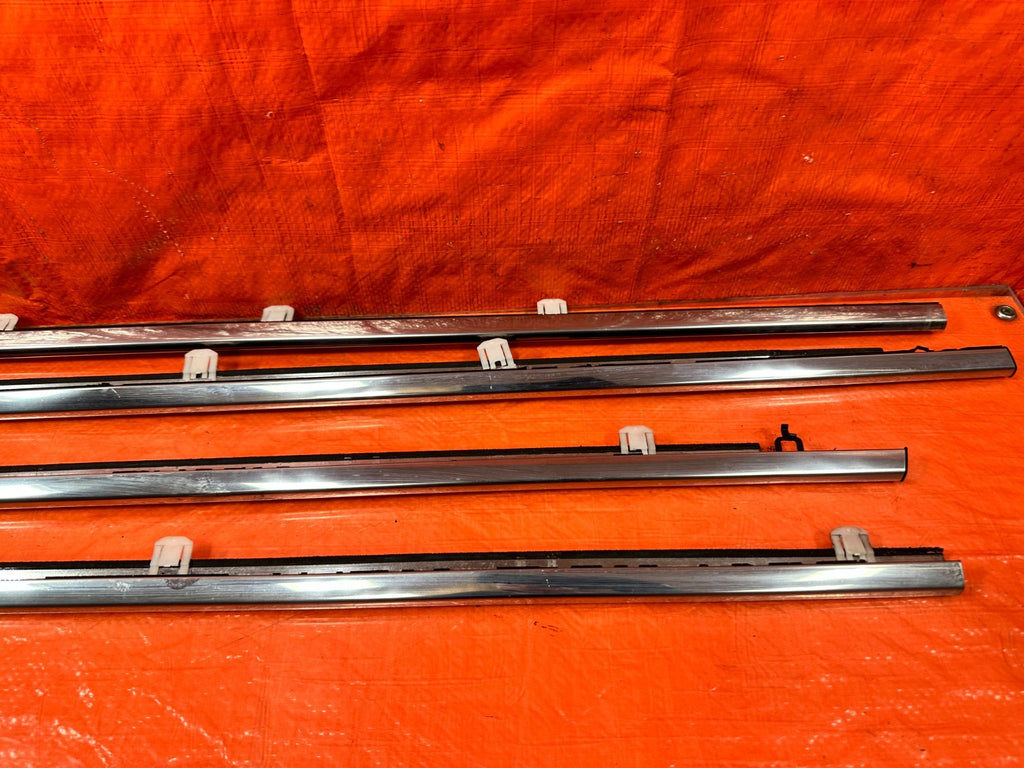 09 14 ACURA TSX   FRONT & REAR / LEFT & RIGHT EXTERIOR WINDOW GLASS TRIM OEM 3213