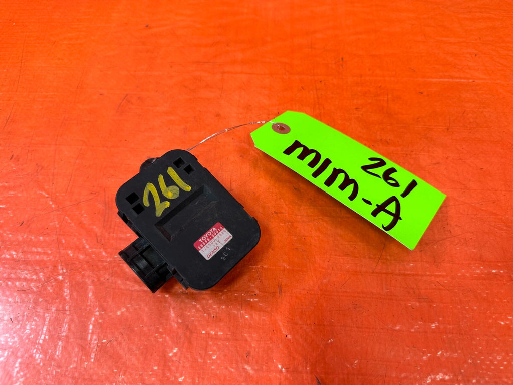 02 10 LEXUS SC430   AIR SMOG VENTILATION SENSER   88898 30010   OEM #2610