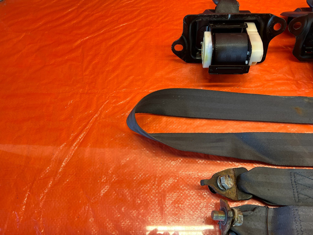 90 91 ACURA INTEGRA 2D   BLUE REAR SEAT BELT SET   LEFT & RIGHT SEAT BELTS   OEM11