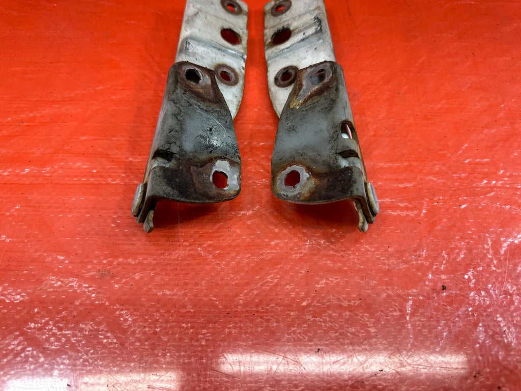 95 98 HONDA ODYSSEY   LEFT & RIGHT HOOD HINGES   OEM FACTORY #1934