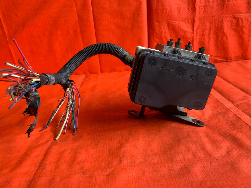 OEM 2007 07 TOYOTA TACOMA 2.7L BASE   ABS PUMP CONTROL MODULE UNIT ASSEMBLY 4X2 0