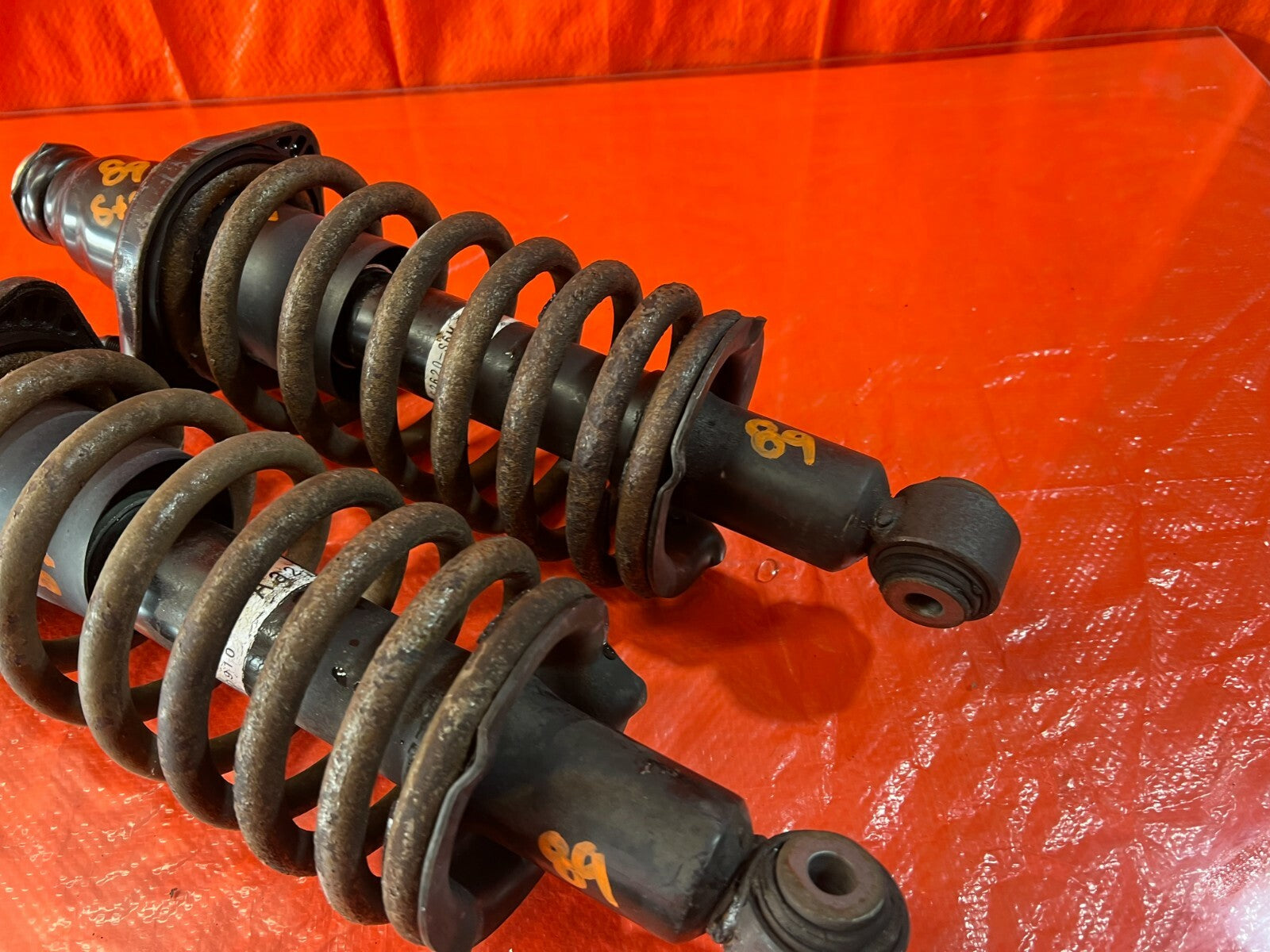 02 04 ACURA RSX TYPE S   REAR SHOCKS & SPRINGS LEFT AND RIGHT FACTORY OEM   898
