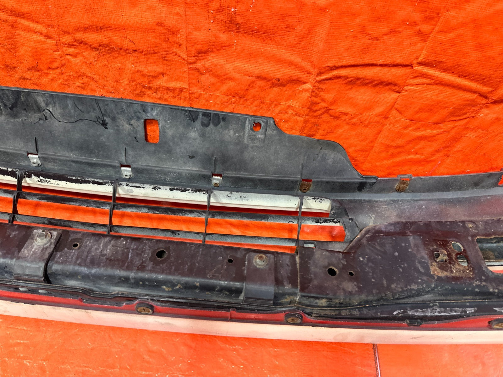 90 91 HONDA CIVIC HATCHBACK FRONT BUMPER COVER W/ RE BAR AND LIGHTS COMPLETE OEM19
