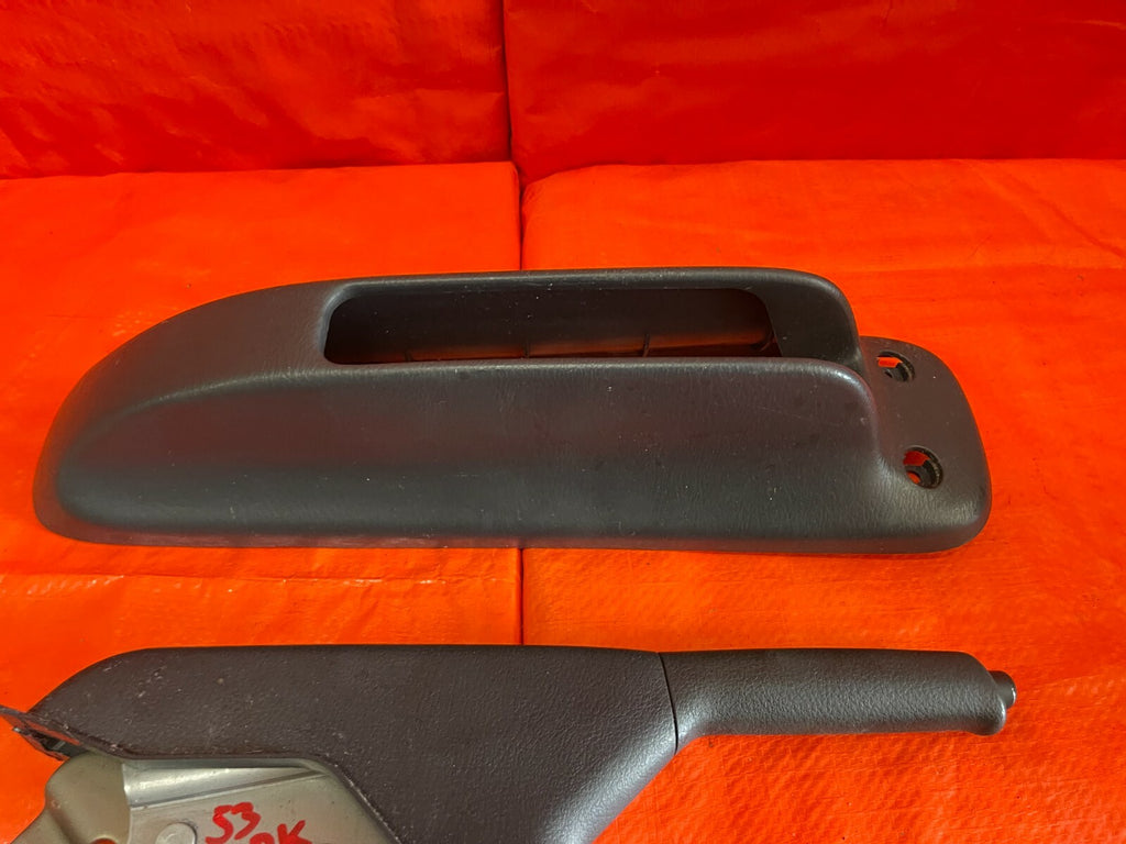 99 01 HONDA CR V CRV   EMERGENCY E PARKING BRAKE GRAB HANDLE W/ TRIM   OEM OE5