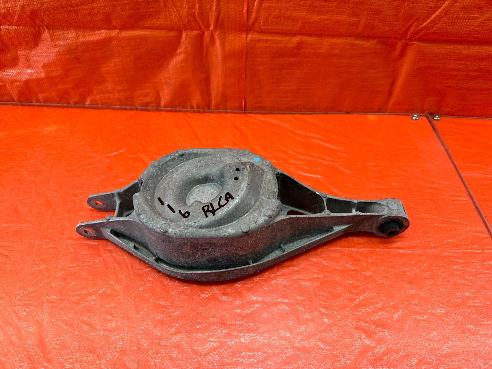 09 12 INFINITI FX50 FX35   RIGHT REAR   ALUMINUM REAR LOWER CONTROL ARM ASSEBLY0